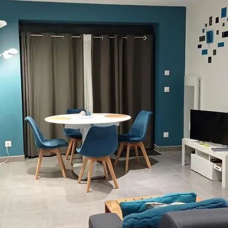 Appartement au centre ville de BACCARAT en RDC Extérieur photo
